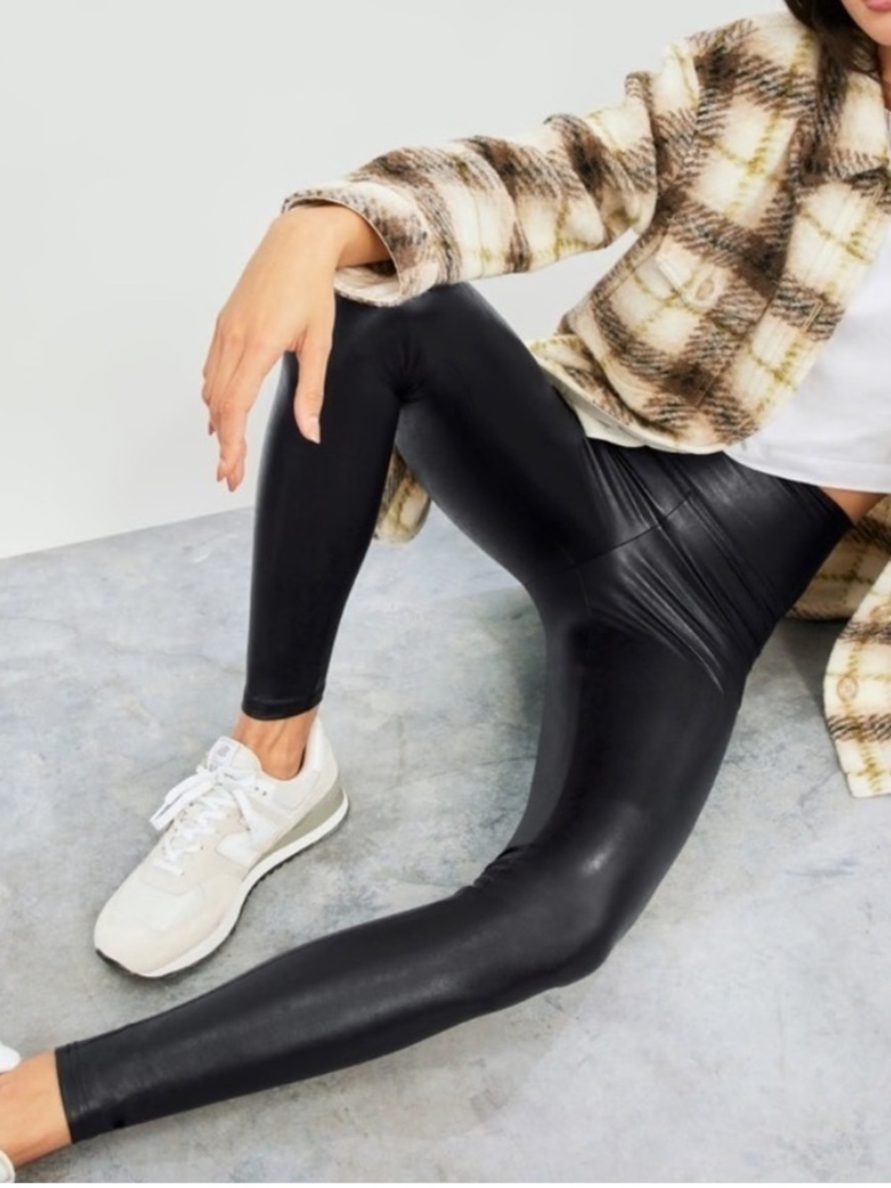 Wilfred Free Daria Faux Leather Leggings Pants Black High Waisted Size Small